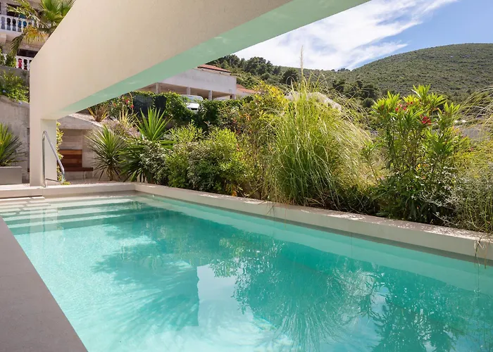 Nisa Villa Vis