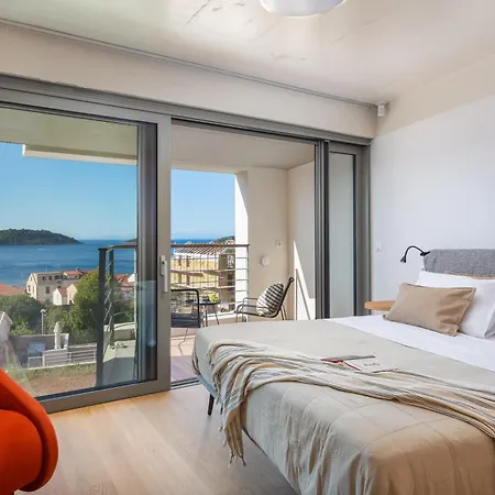 Nisa - Private Pool & Panoramic Sea Views