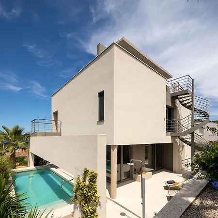 Nisa - Private Pool & Panoramic Sea Views Vila