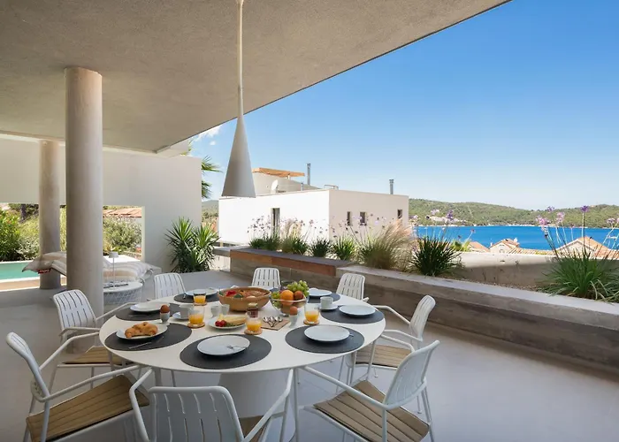 Villa Nisa Vis